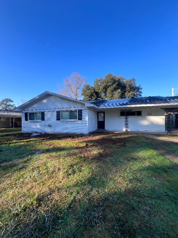 property at 1619 Dudley Ln