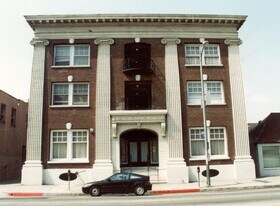 2520 W 7th St in Los Angeles, CA - Building Photo