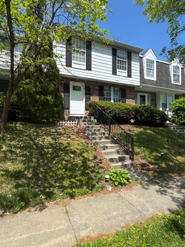 9730 Red Clover Ct in Parkville, MD - Foto de edificio - Building Photo