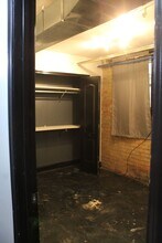 506 E Kirby St in Detroit, MI - Foto de edificio - Building Photo