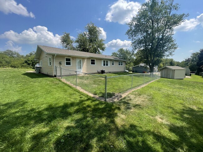 7 McDonald Ave in Decatur, IL - Building Photo - Building Photo