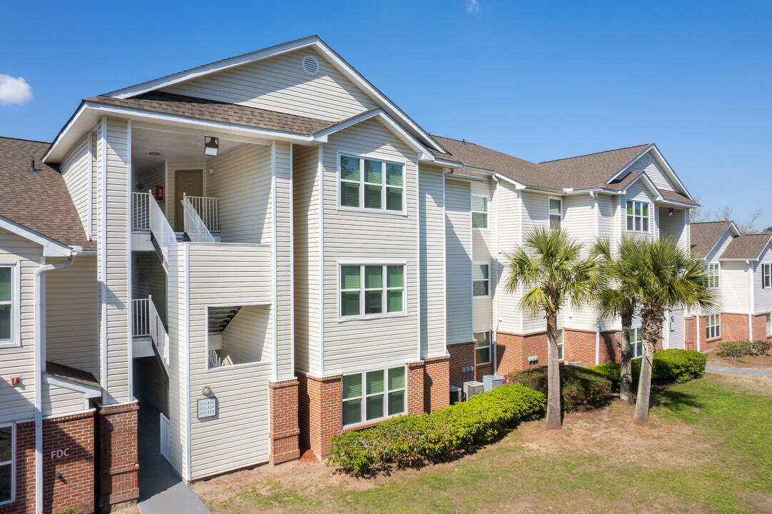 Royal Point Apartments in Kingsland, GA - Foto de edificio