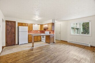 1611 W 8th Ave in Spokane, WA - Foto de edificio - Building Photo