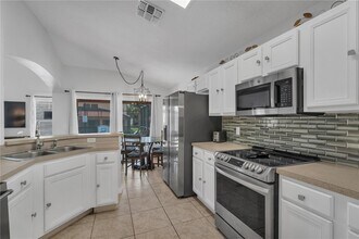 217 Sevilla Ave in Davenport, FL - Building Photo - Building Photo