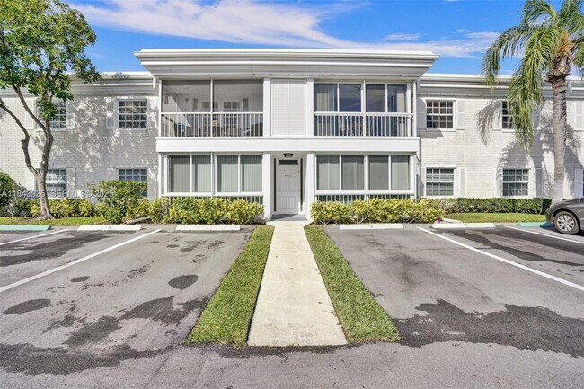 6511 Bay Club Dr in Fort Lauderdale, FL - Building Photo - Building Photo