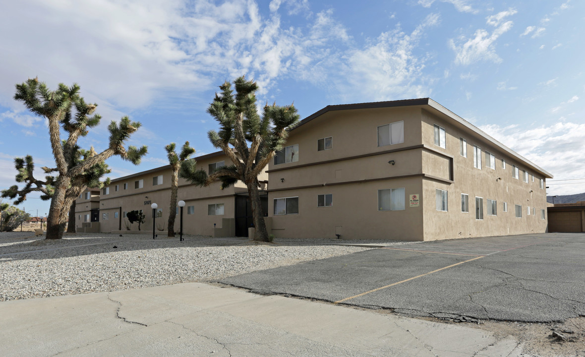 Gary Apartments in Yucca Valley, CA - Building Photo