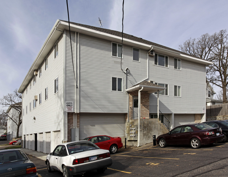 1010 6th Avenue S in St. Cloud, MN - Building Photo