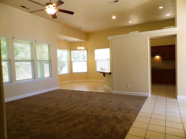 6358 W Los Altos Ave in Fresno, CA - Building Photo - Building Photo