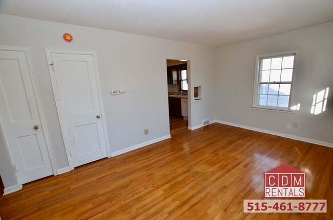 2618 57th St in Des Moines, IA - Foto de edificio - Building Photo