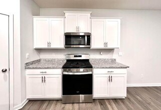 473 Park Vista Dr in Delaware, OH - Building Photo - Building Photo
