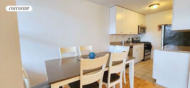 property at 175 W 90th St