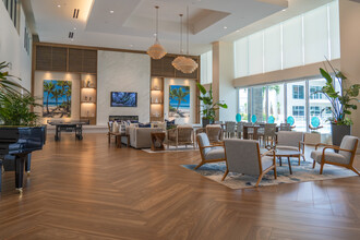 Marina Bay 880 in Clearwater, FL - Building Photo - Lobby