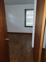 3260 N 49th St in Milwaukee, WI - Building Photo