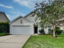 136 Wildberry Ln in Goose Creek, SC - Building Photo