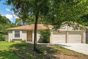 72 Oldstream Ct in The Woodlands, TX - Building Photo