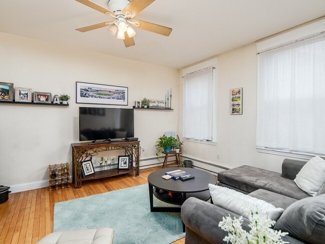 property at 546 E 8th St