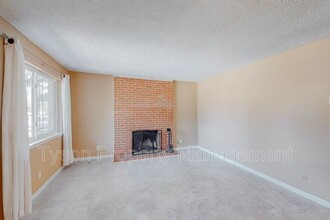 3900 Ortiz Ct NE in Albuquerque, NM - Building Photo - Building Photo