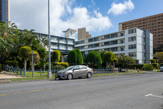 Rycroft Terrace in Honolulu, HI - Building Photo - Building Photo