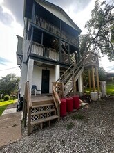106 Lynnwood Ave, Unit Floor 2 in East Pittsburgh, PA - Building Photo - Building Photo