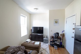 445 Ogden Ave in Jersey City, NJ - Building Photo - Building Photo