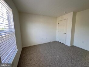 26 Sequoia Dr in Berlin, NJ - Building Photo - Building Photo