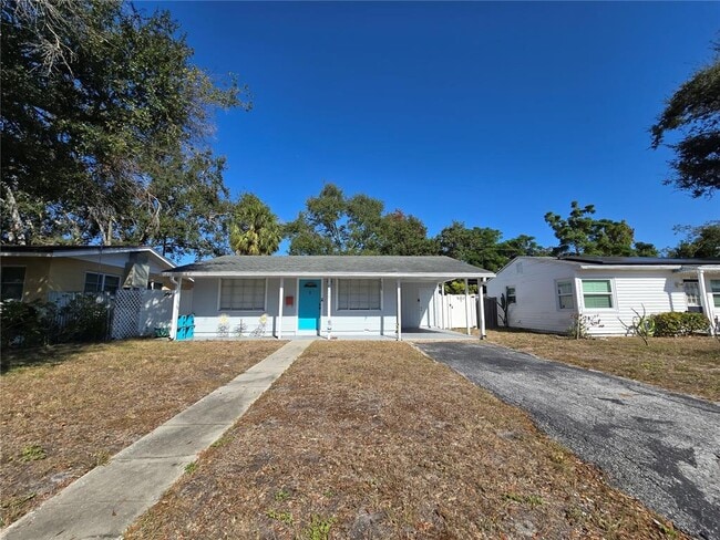 6343 5th Ave S in St. Petersburg, FL - Building Photo - Building Photo