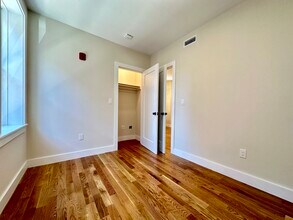 62 N Margin St, Unit 2 in Boston, MA - Building Photo - Building Photo