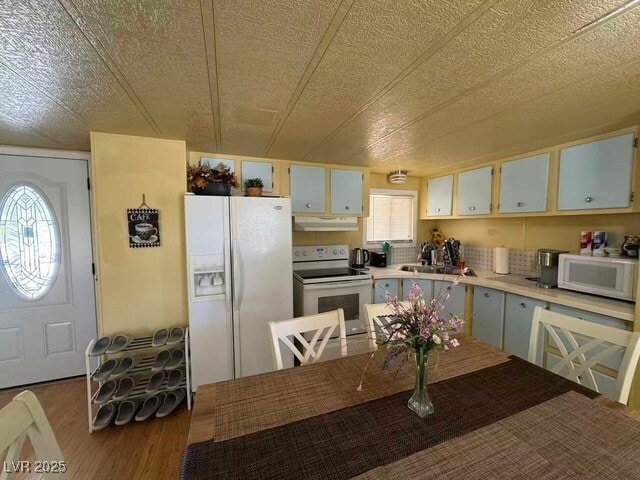 property at 551 Piltz Rd