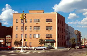 76 Franklin St in Brooklyn, NY - Foto de edificio - Building Photo