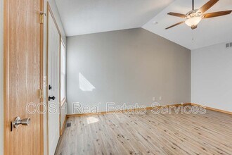 1028 E Karla Ct in Haysville, KS - Building Photo - Building Photo