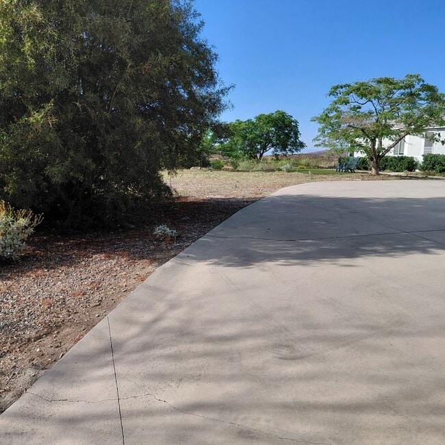 33276 Homestead Ln in Wildomar, CA - Building Photo - Building Photo