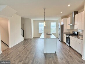 310 Red Currant Wy in Falmouth, VA - Building Photo - Building Photo