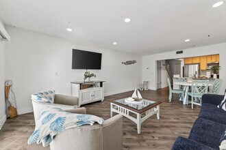 2750 Ocean Shore Blvd in Ormond Beach, FL - Building Photo - Building Photo