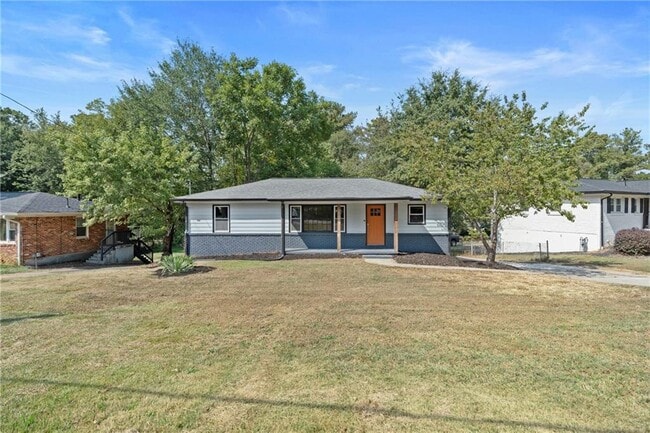 property at 33 Smyrna Powder Springs Rd SE