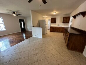 1628 Sacramento in San Antonio, TX - Building Photo - Building Photo