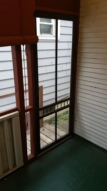 413 1st St SW in Chisholm, MN - Foto de edificio - Building Photo