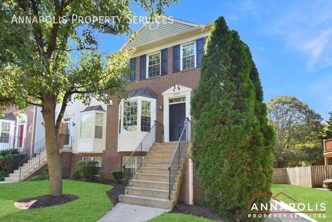 property at 2489 Revere Ct