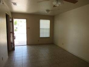 1720 Juarez Ave in Laredo, TX - Building Photo - Building Photo