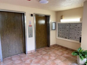 7076 Huntington Ln in Delray Beach, FL - Building Photo - Building Photo
