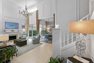 61 Dorchester Cir in Palm Beach Gardens, FL - Building Photo - Building Photo