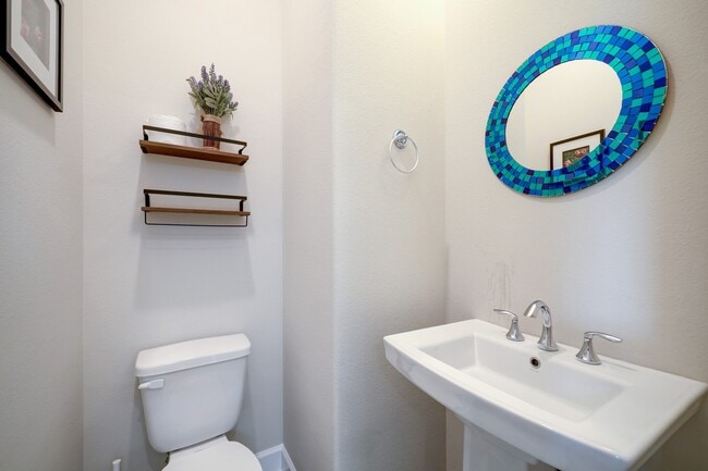 2119 Naomi St in Houston, TX - Foto de edificio - Building Photo