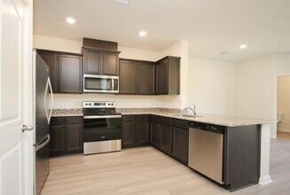 545 Bains St in Pattison, TX - Building Photo - Building Photo