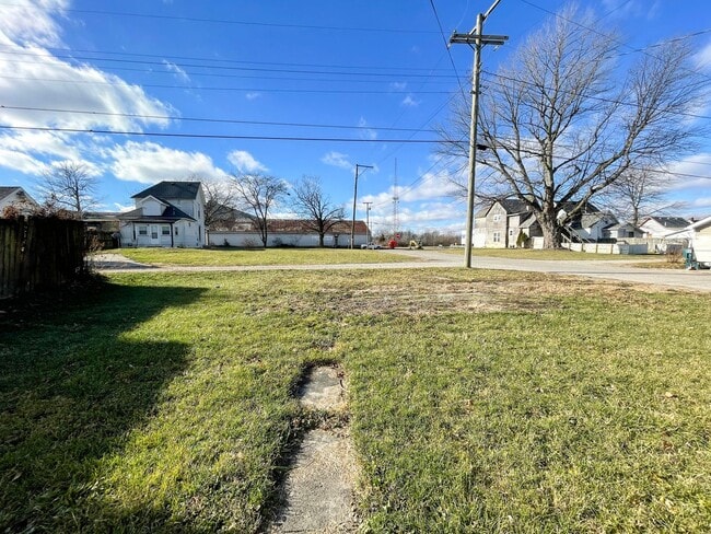 2401 S Mulberry St in Muncie, IN - Building Photo - Building Photo