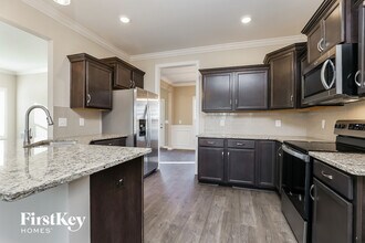 1061 Brightwood Ct in Clarksville, TN - Building Photo - Building Photo