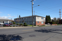 The Lombardy Apartments in Portland, OR - Foto de edificio - Building Photo