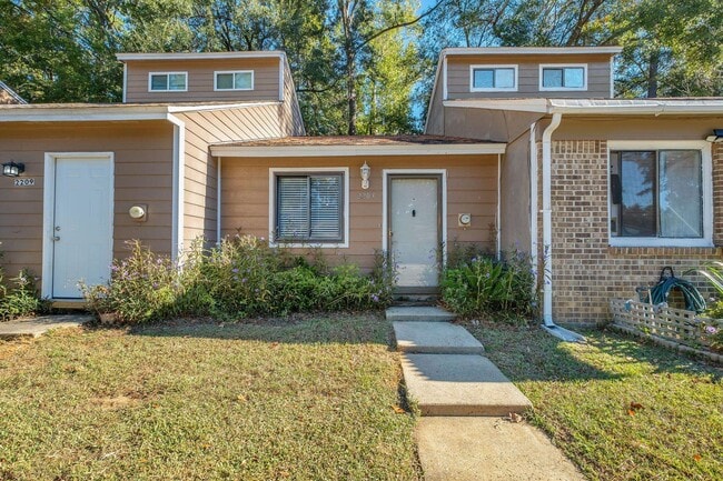 property at 2203 Sandpiper St