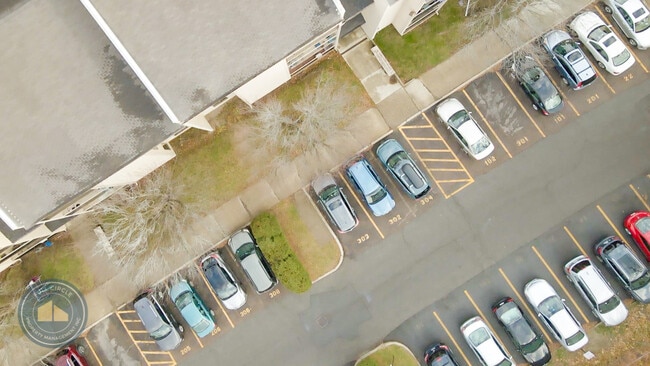 Hill Gardens Condo Association in Burlington, VT - Building Photo - Building Photo