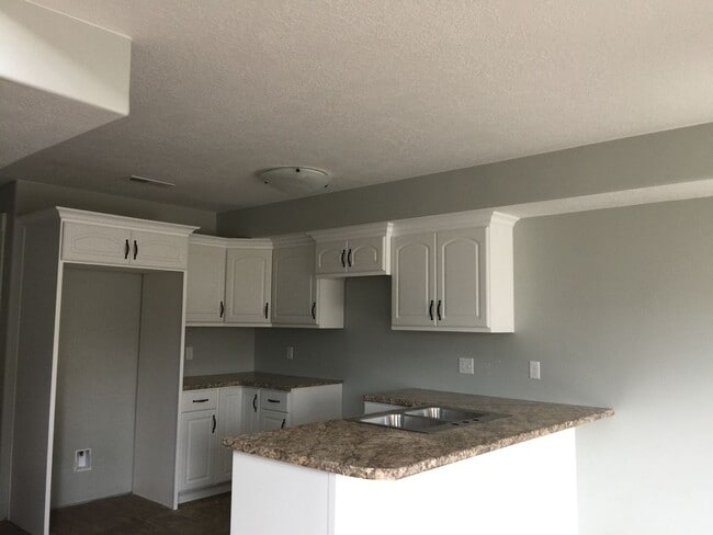 2754 North Mountain Valley Trail in Cedar City, UT - Building Photo - Building Photo