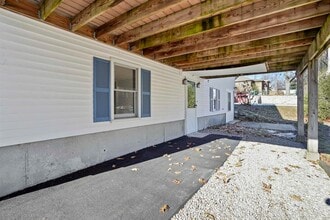 103 Portsmouth Ave in Manchester, NH - Foto de edificio - Building Photo