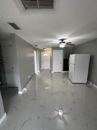 17407 Dumont Dr in Ft. Myers, FL - Building Photo - Building Photo